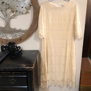 Dainty Jewell’s Cream Lace Dress
